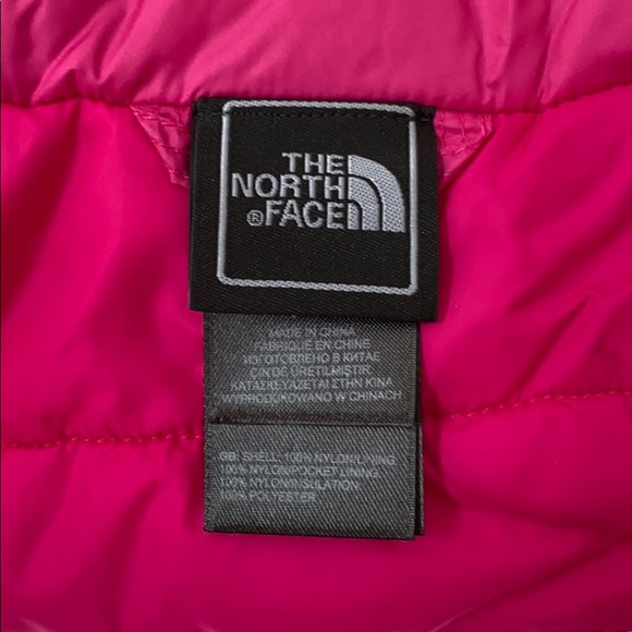 Girls North face winter jacket - Picture 6 of 7